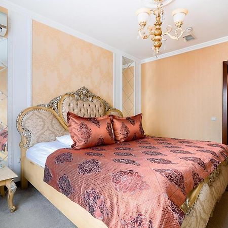 Vintage Boutique Hotel Астана Екстер'єр фото