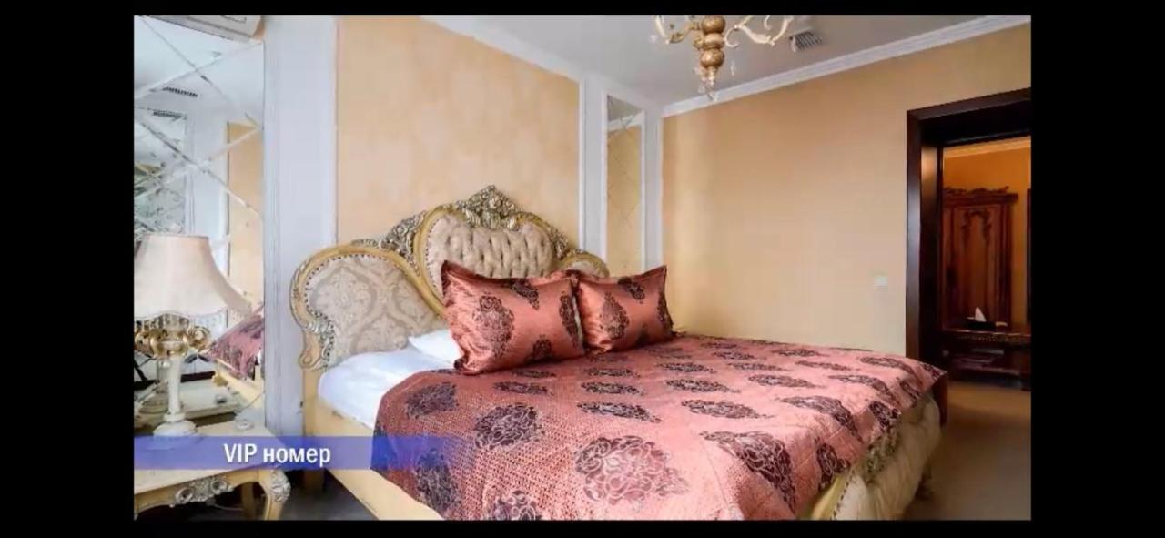 Vintage Boutique Hotel Астана Екстер'єр фото