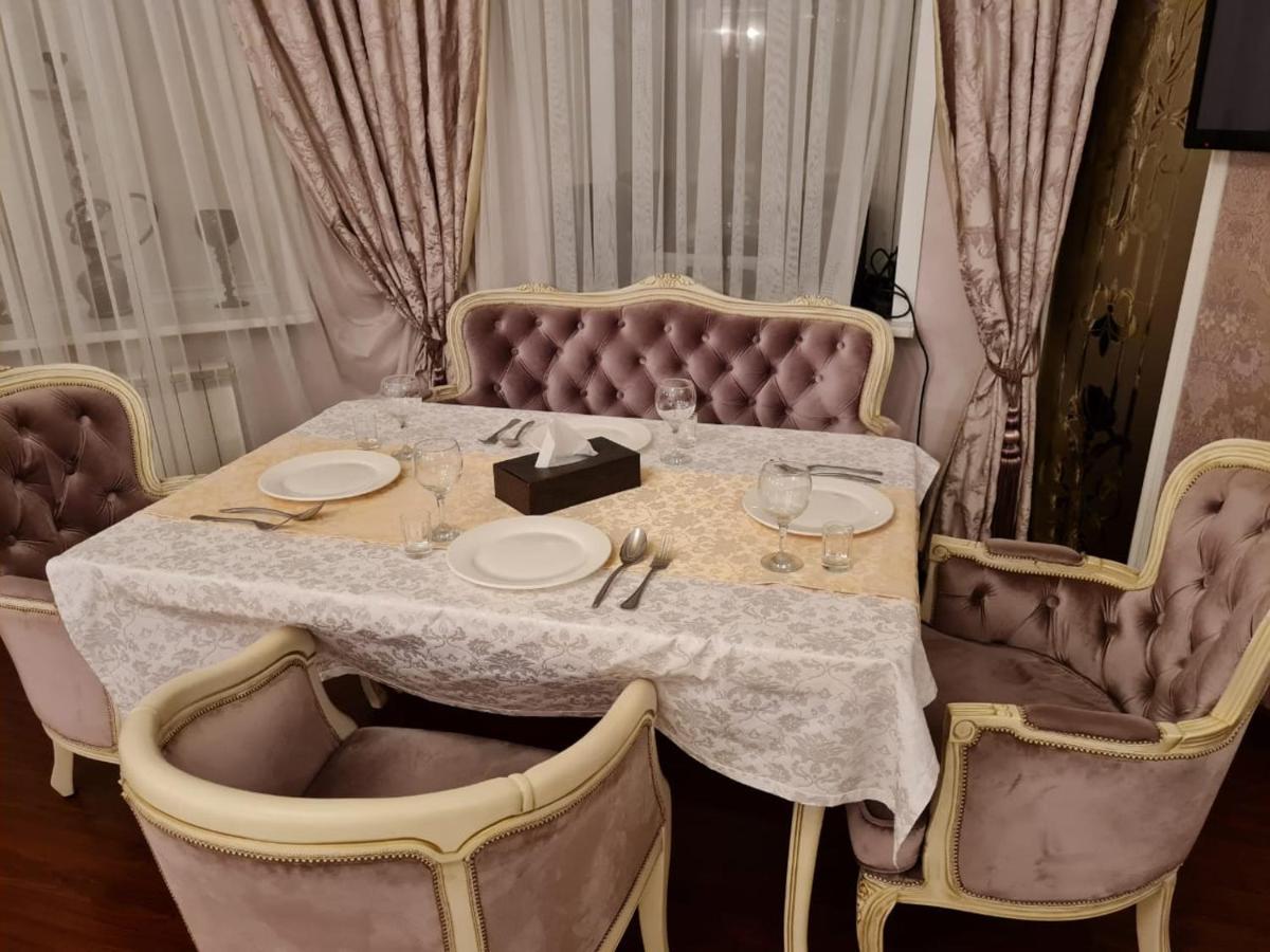 Vintage Boutique Hotel Астана Екстер'єр фото