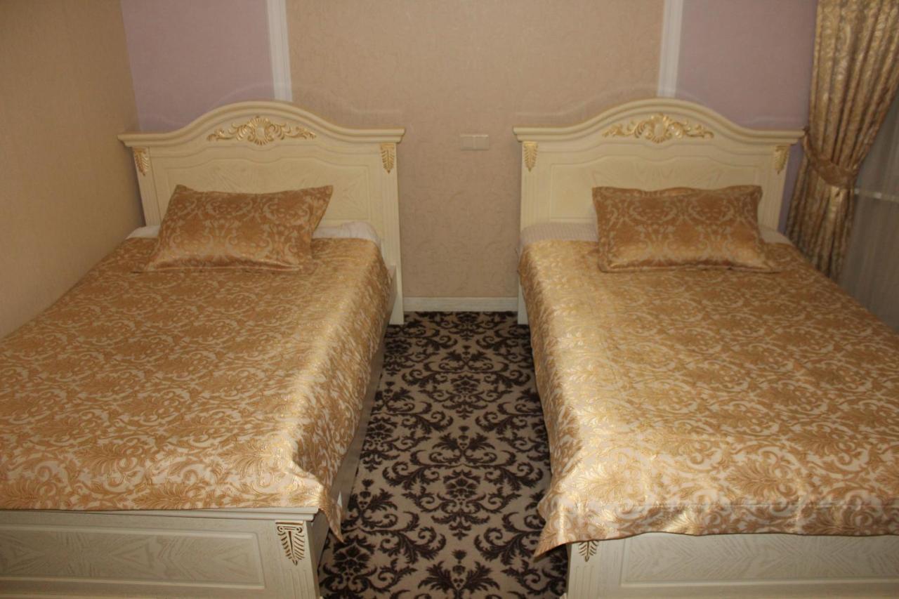 Vintage Boutique Hotel Астана Екстер'єр фото