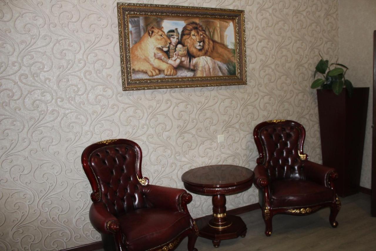 Vintage Boutique Hotel Астана Екстер'єр фото